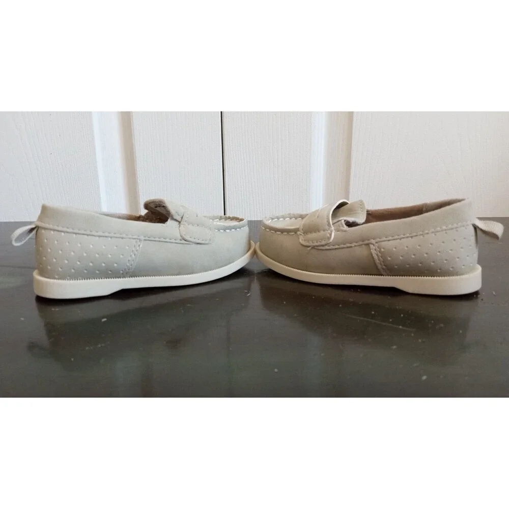 NWOT‎ Carter's suede like loafer slip on's